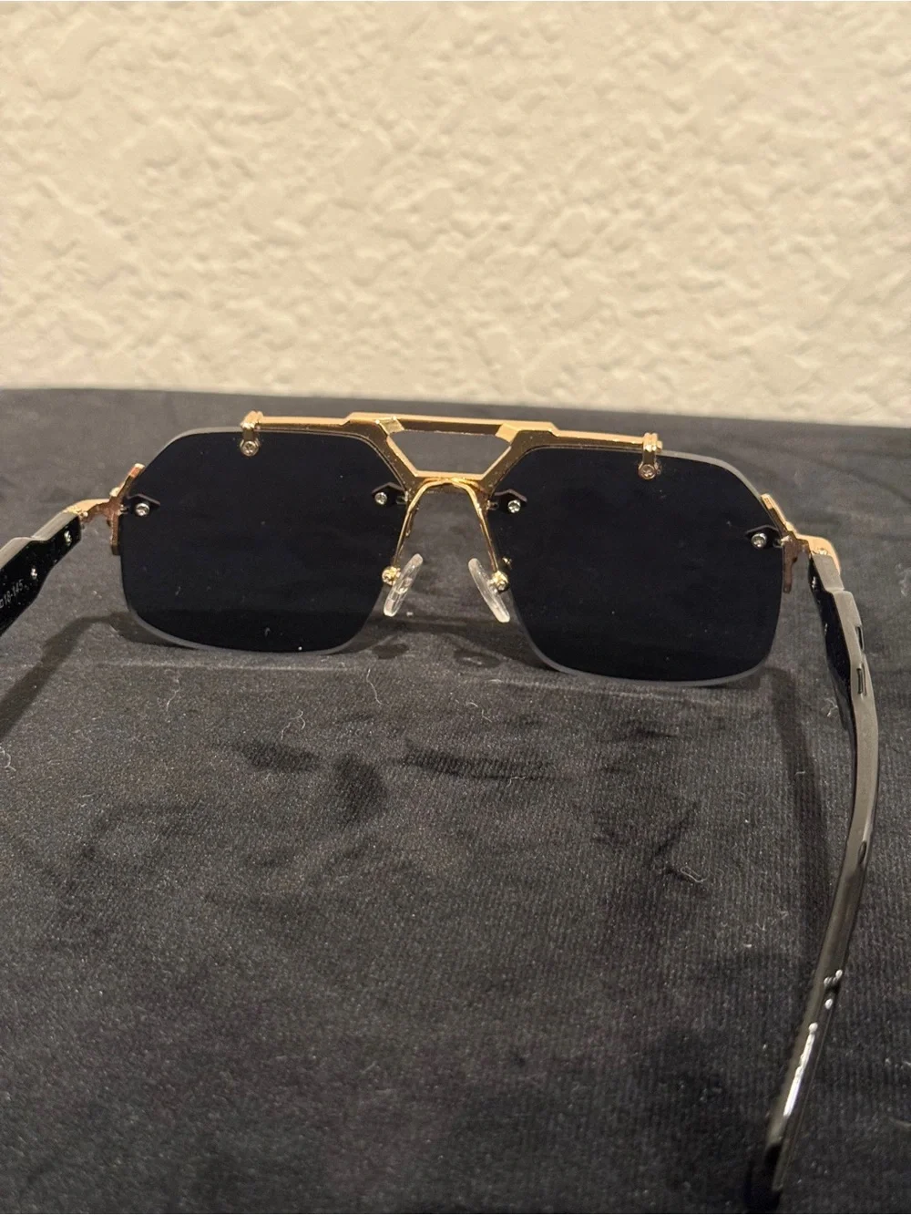 Silverton Sunglasses Style Black / Gold